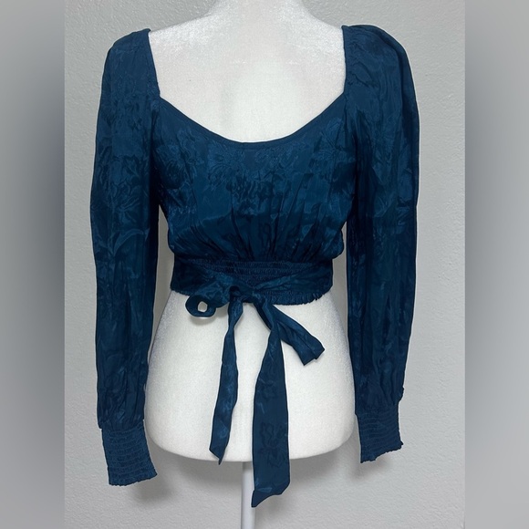 Band of the Free Camille Teal Satin Crossover Crop Top Size Small NWT - Picture 5 of 9